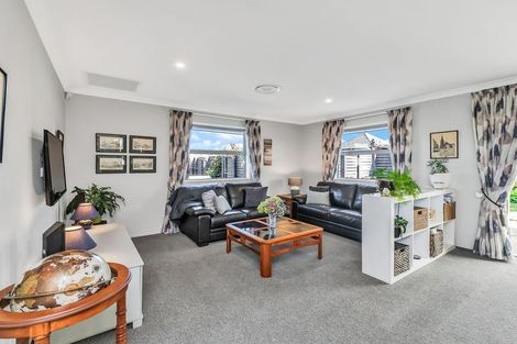 Photo of property in 36 Flint Road, Rolleston, 7614