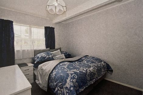 Photo of property in 114 Wainuiomata Road, Wainuiomata, Lower Hutt, 5014