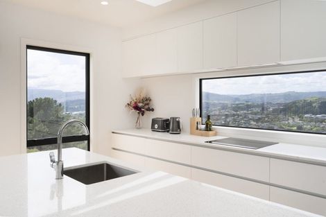 Photo of property in 9 Topsail Way, Whitby, Porirua, 5024