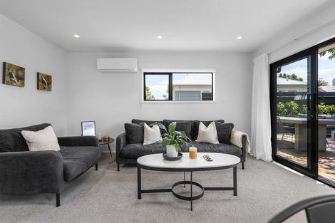 Photo of property in 54a Williams Street, Cambridge, 3434