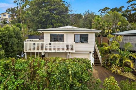 Photo of property in 2/31 Rangeview Road, Sunnyvale, Auckland, 0612