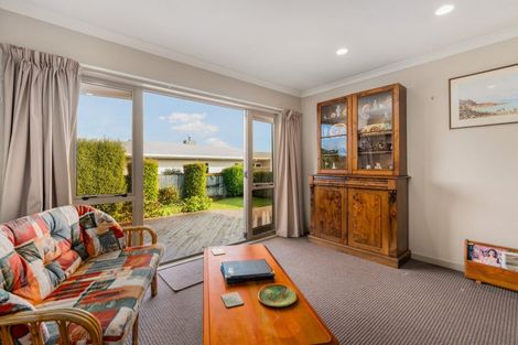 Photo of property in 21 Pukawa Place, Feilding, 4702