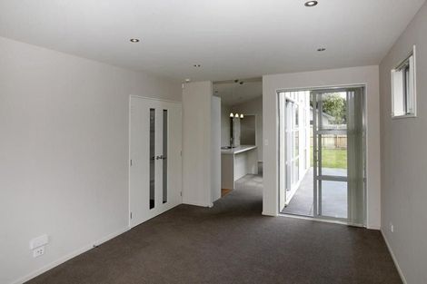 Photo of property in 10 Grassmere Street, Papanui, Christchurch, 8052