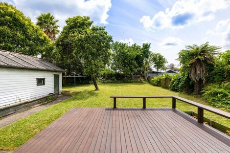 Photo of property in 15 Saint Winifreds Avenue, Hamilton East, Hamilton, 3216