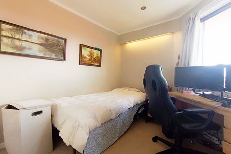 Photo of property in 33 Ernest Street, Ranui, Porirua, 5024