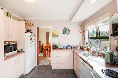 Photo of property in 3 Waltham Court, Cloverlea, Palmerston North, 4412