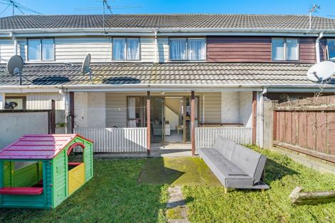 Photo of property in 8 Mchattie Lane, Clouston Park, Upper Hutt, 5018