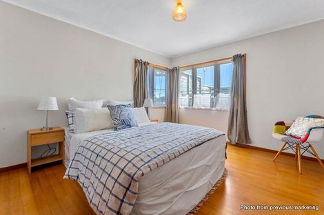 Photo of property in 4 Duncan Avenue, Te Atatu South, Auckland, 0610