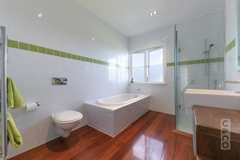 Photo of property in 315 School Road, Waimauku, 0881