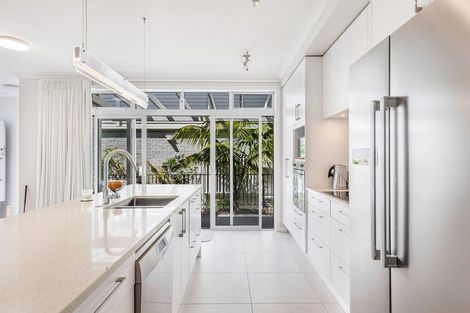 Photo of property in 16 Plantation Terrace, Orewa, 0931