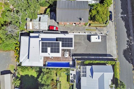 Photo of property in 10 Pendarves Street, New Plymouth, 4310