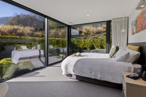 Photo of property in 24 Double Cone Road, Jacks Point, Queenstown, 9371