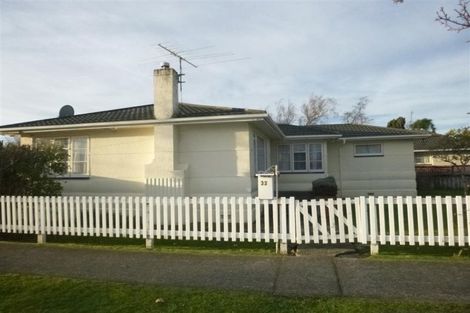 Photo of property in 33 John Street, Trentham, Upper Hutt, 5018