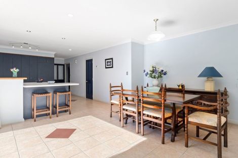 Photo of property in 15 La Colina Place, Bethlehem, Tauranga, 3110