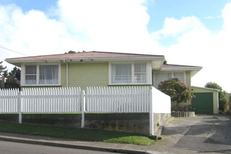 Photo of property in 63 Mark Avenue, Paparangi, Wellington, 6037