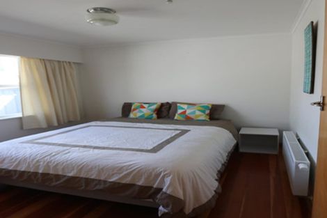 Photo of property in 28 Rotherham Terrace, Miramar, Wellington, 6022