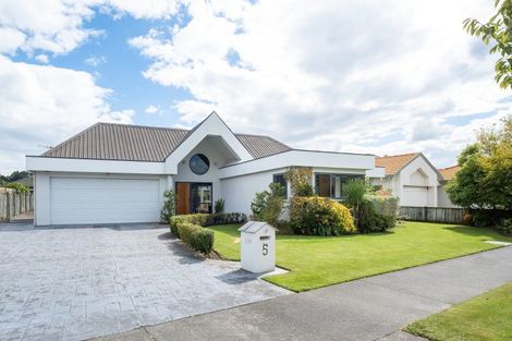 Photo of property in 5 Kensington Drive, Taradale, Napier, 4112