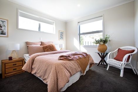 Photo of property in 1 Tremaine Avenue, Two Mile Bay, Taupo, 3330