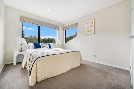 Photo of property in 19 Summerfield Lane, Albany, Auckland, 0632