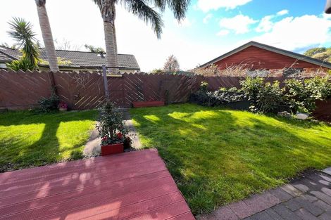 Photo of property in 26 Settlers Grove, Orewa, 0931