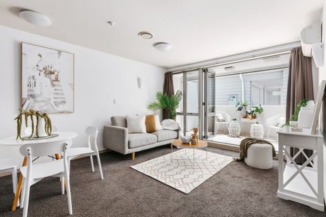 Photo of property in Anchorage Apartments, 114/36 Victoria Road, Mount Maunganui, 3116