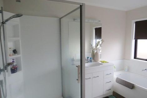 Photo of property in 35 Cyrus Street, Whalers Gate, New Plymouth, 4310