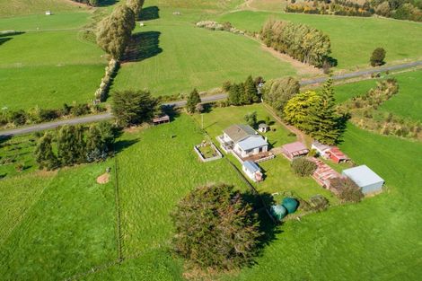 Photo of property in 481 Pohangina Valley East Road, Pohangina, Ashhurst, 4884