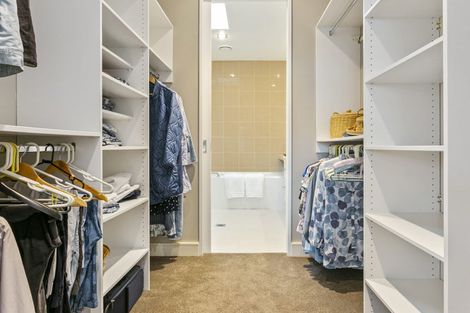 Photo of property in 7/258 Hurstmere Road, Takapuna, Auckland, 0622