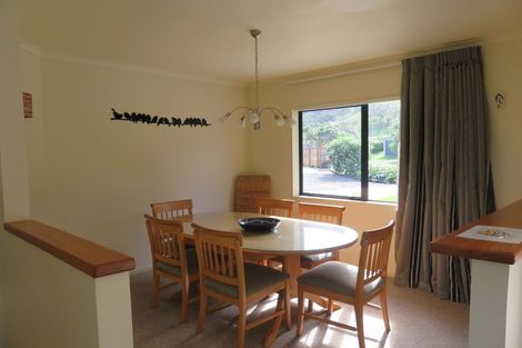 Photo of property in 9 Motutara Road, Oakura, Hikurangi, 0184