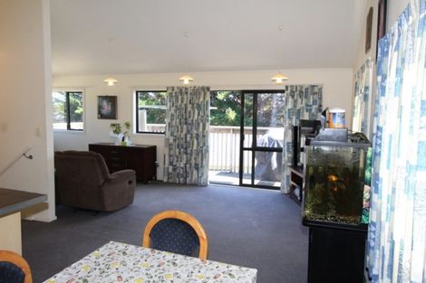 Photo of property in 28 Morere Street, Titahi Bay, Porirua, 5022
