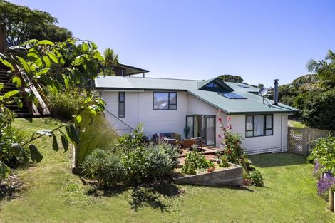 Photo of property in 13 Tutchen Avenue, Raglan, 3225