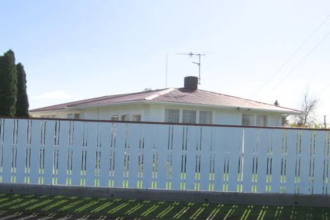 Photo of property in 3 Crown Crescent, Otara, Auckland, 2023