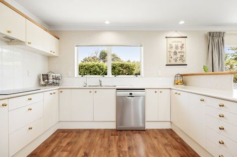 Photo of property in 95 Rowesdale Drive, Ohauiti, Tauranga, 3112