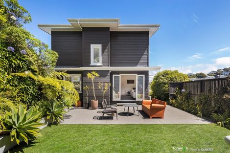 Photo of property in 42 Lohia Street, Khandallah, Wellington, 6035