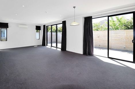 Photo of property in 176 Stokes Valley Road, Stokes Valley, Lower Hutt, 5019