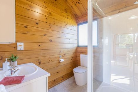 Photo of property in 56a Glen Road, Raumati South, Paraparaumu, 5032