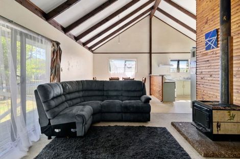 Photo of property in 27 Tania Crescent, Western Heights, Rotorua, 3015