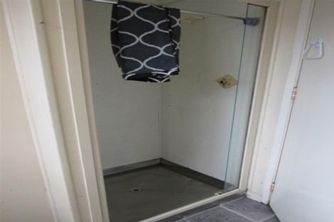 Photo of property in 11 Iredale Road, Hawera, 4610