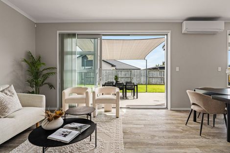 Photo of property in 15 Selliera Place, Papamoa Beach, Papamoa, 3118