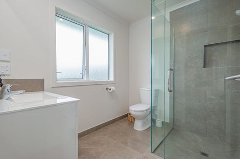 Photo of property in 26 Atlantic Drive, Fitzherbert, Palmerston North, 4410