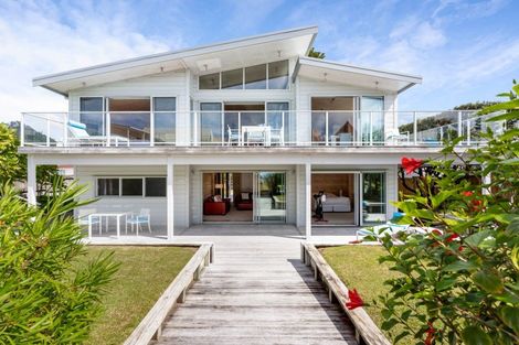 Photo of property in 28 Champion Place, Pauanui, Hikuai, 3579