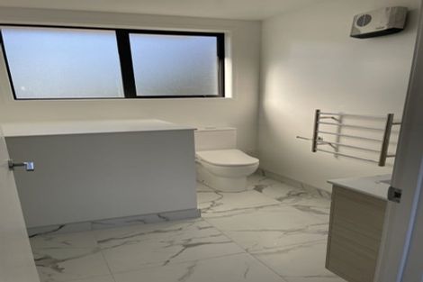 Photo of property in 8/22 Yeovil Road, Te Atatu Peninsula, Auckland, 0610