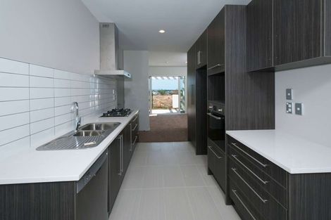 Photo of property in The Rise, 30 Hatfield Place, Albany Heights, Auckland, 0632