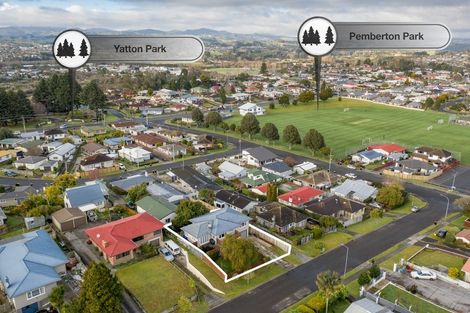 Photo of property in 10 Hilltop Road, Parkvale, Tauranga, 3112
