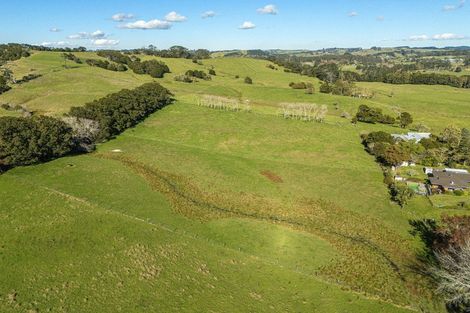 Photo of property in 174 Stoney Creek Road, Kaukapakapa, 0873