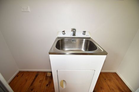 Photo of property in 27 Wallace Road, Ranui, Auckland, 0612