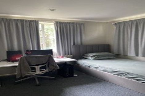 Photo of property in 1/105 Clovelly Road, Bucklands Beach, Auckland, 2012