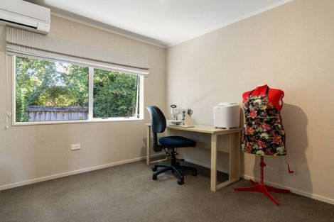 Photo of property in 32 Dixon Road, Fitzroy, Hamilton, 3206