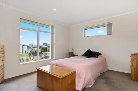 Photo of property in 1 Carex Close, Pyes Pa, Tauranga, 3112
