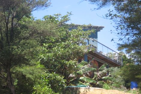 Photo of property in 35 Tawa Street, Oneroa, Waiheke Island, 1081